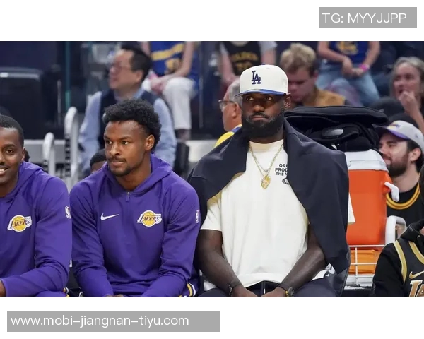 詹姆斯伤情新进展八月受伤或暗示复出时间临近