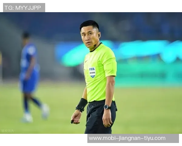 伊拉克主帅对马宁执法表示不满红牌判罚令人惊讶 伊拉克主帅对马宁执法表示不满红牌判罚令人惊讶