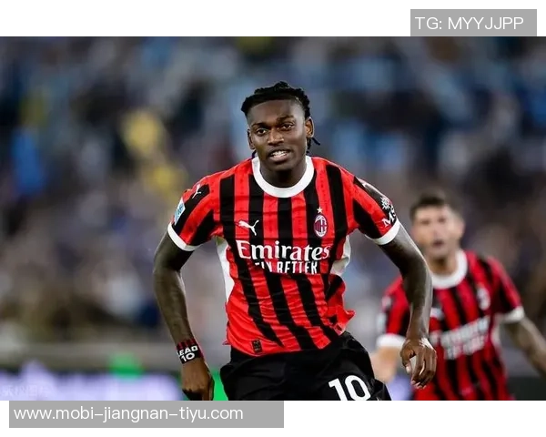 隆戈更新球队伤情莱奥福法纳继续单独训练希门尼斯尚未恢复合练 隆戈更新球队伤情莱奥福法纳继续单独训练希门尼斯尚未恢复合练